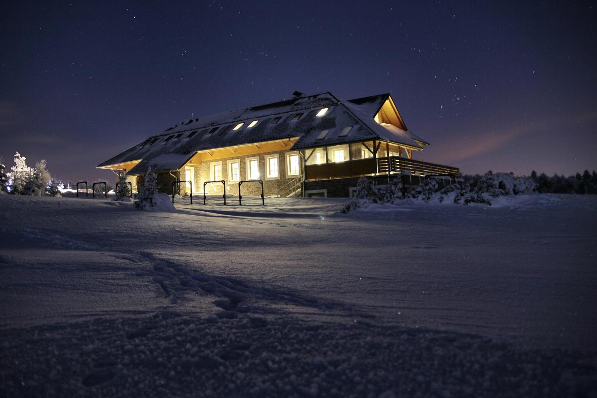 Hotel Krusnohorsky Dvur Cinovec Екстер'єр фото